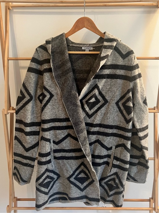 Toad&Co Sweaters - Toad&Co Wool Gray & Black Geometric Hooded Cardigan